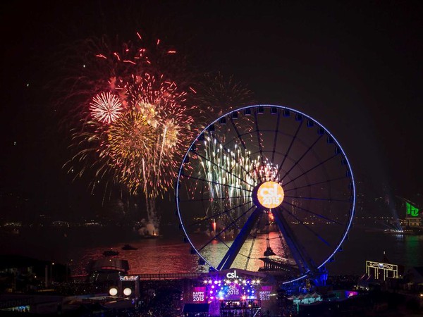 Chùm ảnh: Bữa tiệc ánh sáng chào năm mới 2015 ở khắp nơi trên thế giới  14