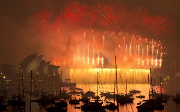 Chùm ảnh: Bữa tiệc ánh sáng chào năm mới 2015 ở khắp nơi trên thế giới  3