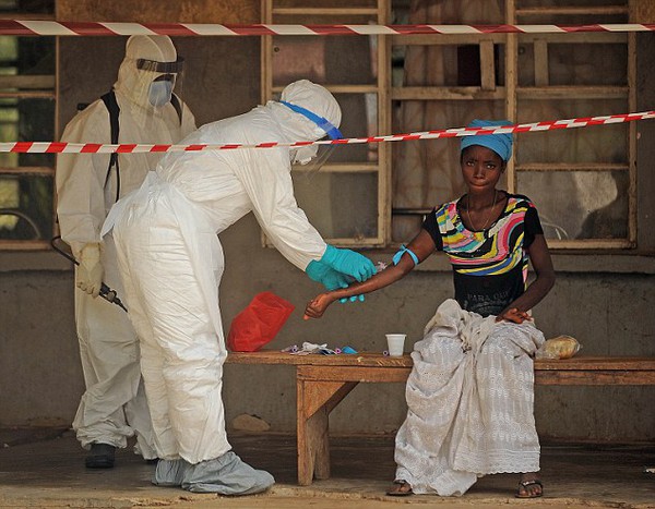 Sierra Leone hủy lễ Giáng sinh vì Ebola 1