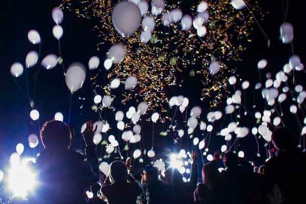 Chùm ảnh: Bữa tiệc ánh sáng chào năm mới 2015 ở khắp nơi trên thế giới  8