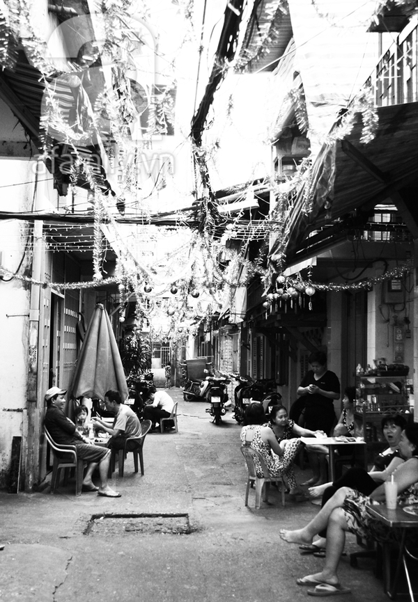 Bức tranh cuộc sống Sài Gòn sinh động trong những con hẻm  26