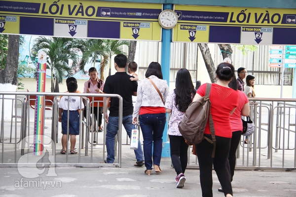 Sài Gòn: Giá vé tăng cao, các khu vui chơi vẫn đông khách 8