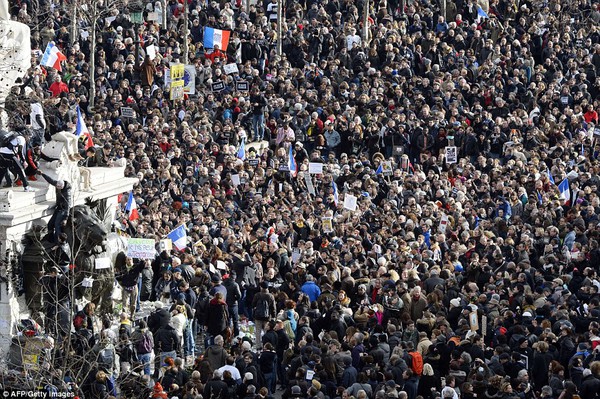 Gần 50 nhà lãnh đạo thế giới tham gia tuần hành ở Pháp 2