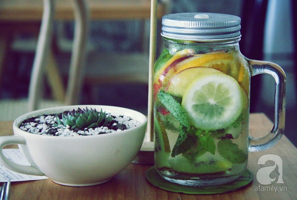 Đến S&agrave;i G&ograve;n uống &ldquo;C&agrave; ph&ecirc; sữa Trời ơi&rdquo;_12