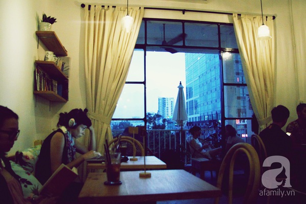 Đến S&agrave;i G&ograve;n uống &ldquo;C&agrave; ph&ecirc; sữa Trời ơi