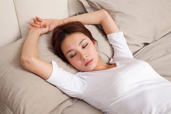 Chọn tư thế ngủ tốt nhất cho sức khỏe hiện tại của bạn 1