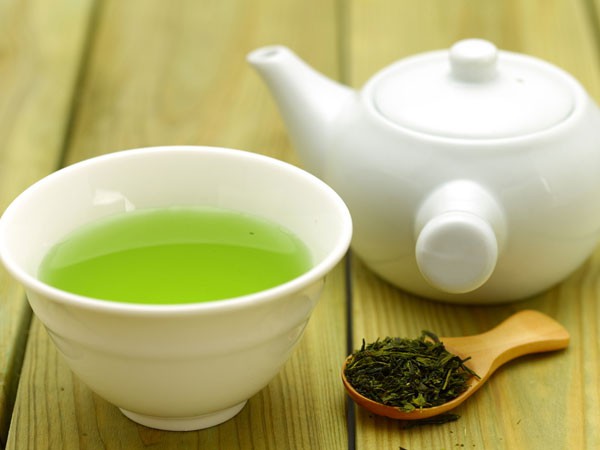 5 ảnh hưởng tiêu cực của trà xanh với sức khỏe khi dùng không đúng 5