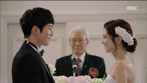 Những đám cưới long lanh trên màn ảnh Hoa - Hàn 2014 9