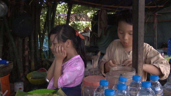 Con gái Phan Anh bị phạt vì bĩu môi chê bai 12