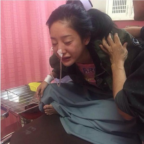 Sao nữ Thái Lan tự tử vì bị chồng li dị