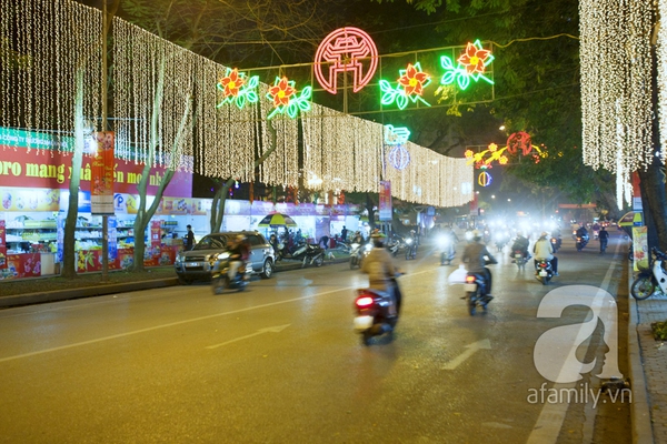 Đêm Hà Nội trước Tết lung linh huyền ảo  4