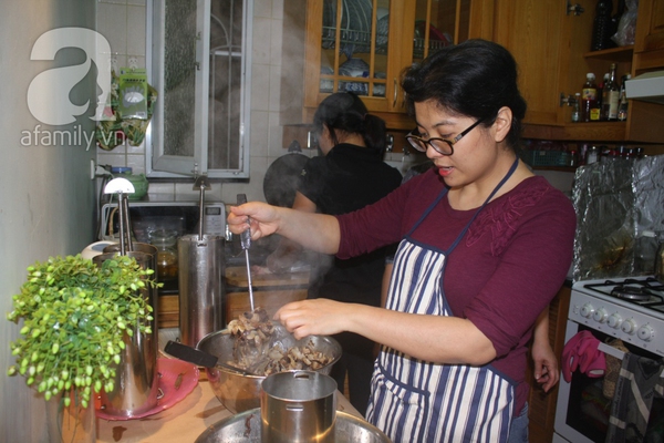 Cỗ Tết homemade “cháy” hàng 1