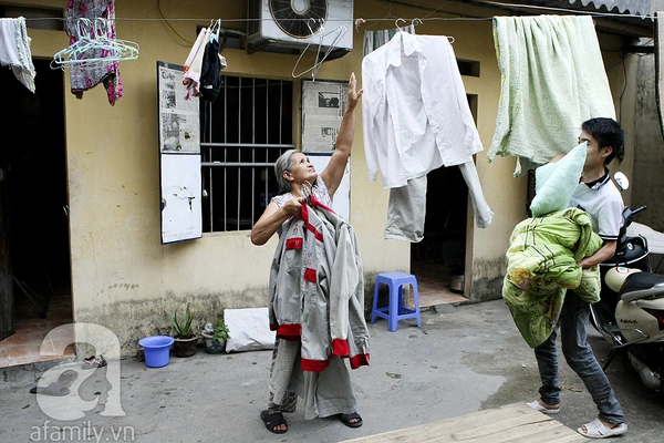 X&uacute;c động xem những cặp vợ chồng 