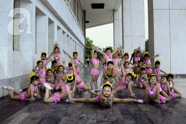 Ngẩn ngơ ngắm những thiên thần siêu dễ thương trên phố 2 Ngẩn ngơ ngắm những thiên thần siêu dễ thương trên phố 2