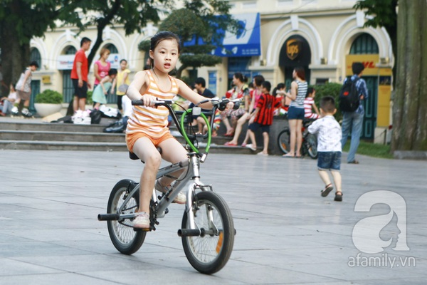 Ngẩn ngơ ngắm những thiên thần siêu dễ thương trên phố 8 Ngẩn ngơ ngắm những thiên thần siêu dễ thương trên phố 8