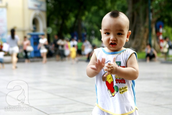 Ngẩn ngơ ngắm những thiên thần siêu dễ thương trên phố 10 Ngẩn ngơ ngắm những thiên thần siêu dễ thương trên phố 10