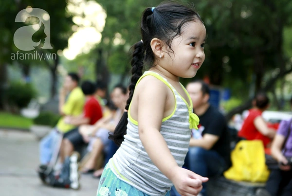 Ngẩn ngơ ngắm những thiên thần siêu dễ thương trên phố 13 Ngẩn ngơ ngắm những thiên thần siêu dễ thương trên phố 13