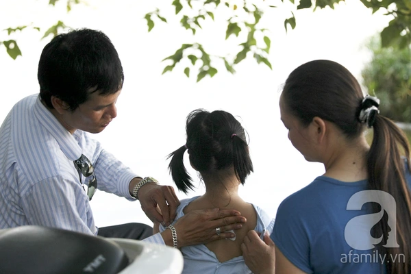 Người Hà Nội vật lộn trong “chảo lửa” đầu hè 8 Người Hà Nội vật lộn trong “chảo lửa” đầu hè 8