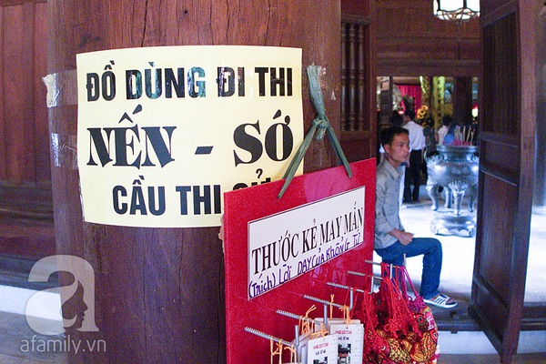 Khấn thuê - dịch vụ "hot" nhất trong mùa thi 6