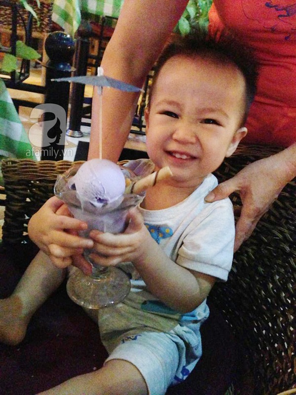 Hết ăn bớt đến tiêm vaccine chết người: Phụ huynh lo Hết ăn bớt đến tiêm vaccine chết người: Phụ huynh lo