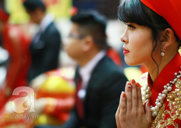 Độc đáo lễ cưới tại chùa của 4 cặp đôi tại Hà Nội  8