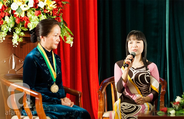 Ngưỡng mộ người phụ nữ khiếm thị thông thạo hai ngoại ngữ 13 Ngưỡng mộ người phụ nữ khiếm thị thông thạo hai ngoại ngữ 13