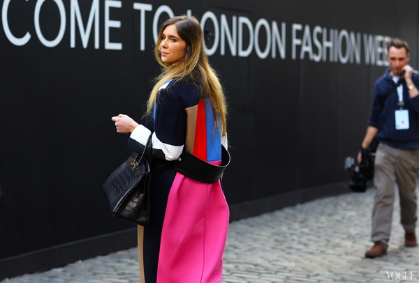 Thanh lịch, đẳng cấp với street style tại Tuần lễ thời trang London 6