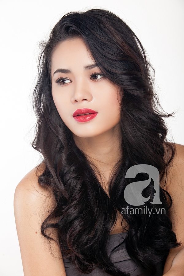 Trang điểm retro đậm đ&agrave;, quyến rũ hơn cho ng&agrave;y 8/3 6