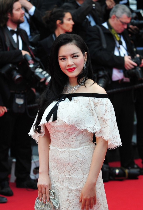 Sao ch&acirc;u &Aacute; v&agrave; BST h&agrave;ng hiệu ho&agrave;nh tr&aacute;ng tại LHP Cannes 2013 20