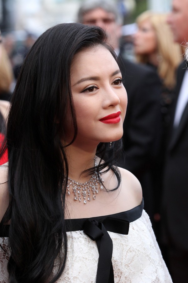 Sao ch&acirc;u &Aacute; v&agrave; BST h&agrave;ng hiệu ho&agrave;nh tr&aacute;ng tại LHP Cannes 2013 22