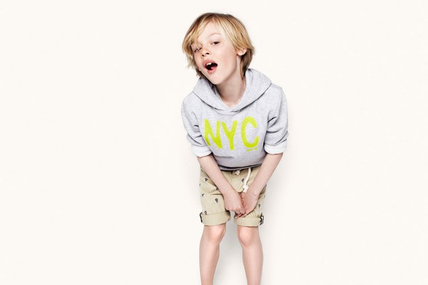 Mặc đẹp cho b&eacute; với lookbook h&egrave; của H&M, Zara... 12