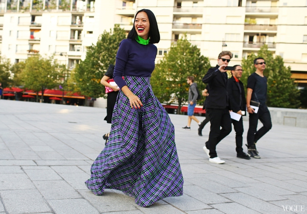 Đã mắt với street style ngập tràn họa tiết tại Paris Fashion Week 19