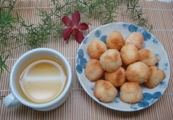 B&aacute;nh b&ocirc;ng đ&aacute; vừa lạ vừa ngon 10