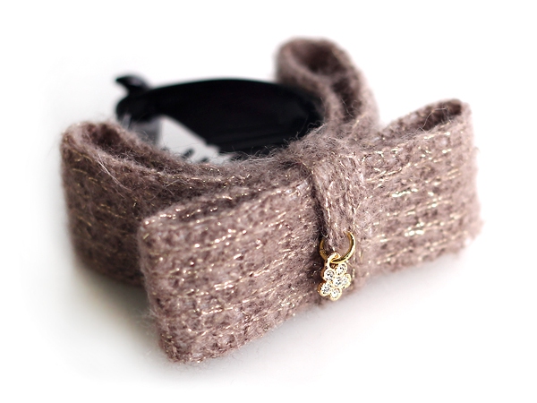 Tự l&agrave;m nơ ruy-băng len ấp &aacute;p ng&agrave;y đ&ocirc;ng gi&aacute; 1