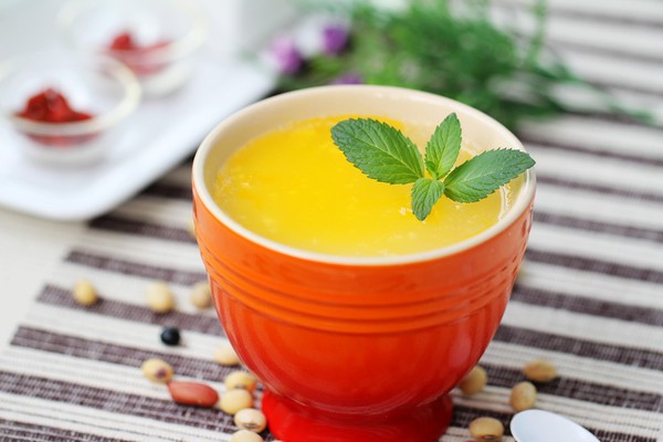 C&aacute;ch l&agrave;m thạch tr&aacute;i c&acirc;y thật ngon cho ng&agrave;y nắng l&ecirc;n 1
