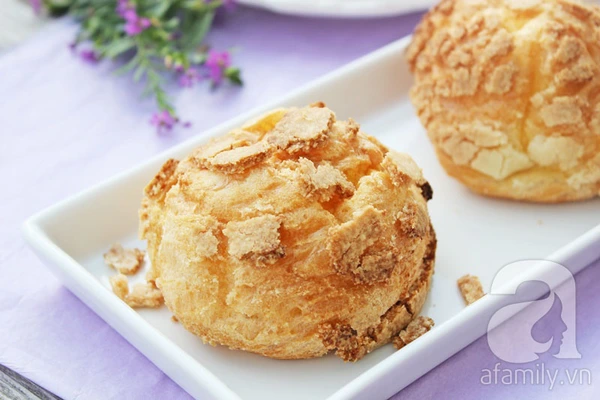 "Kho&aacute;c &aacute;o" mới cho m&oacute;n b&aacute;nh su kem quen thuộc 1