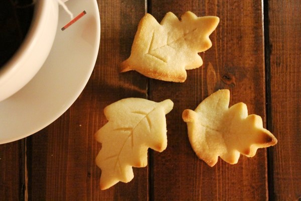 Làm bánh quy bơ hình lá rụng tuyệt đẹp 8
