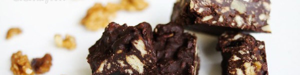 Không cần lò nướng, làm bánh chocolate trong 5 phút 14 Không cần lò nướng, làm bánh chocolate trong 5 phút 14