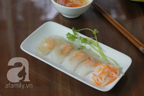 Tự l&agrave;m b&aacute;nh bột lọc thật đơn giản m&agrave; ngon! 1