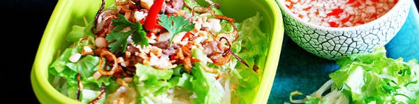 Bún chân giò nóng hổi cho bữa sáng đủ chất 18