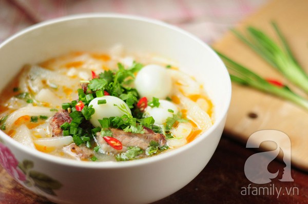 Bánh canh trứng cút đổi món cuối tuần 1