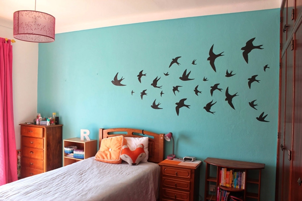 Trang trí tường với đàn én bay cho nhà thêm sắc xuân 14