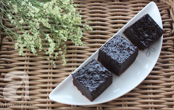 Dùng nồi cơm điện làm bánh brownies ngon tuyệt đỉnh 1