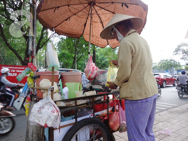 Nặng gánh mưu sinh giữa nắng Sài Gòn 8