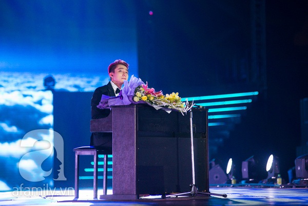 Liveshow Sơn T&ugrave;ng M-TP