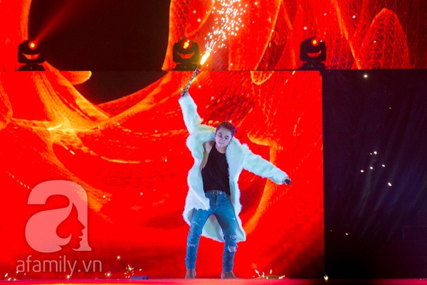 Liveshow Sơn T&ugrave;ng M-TP