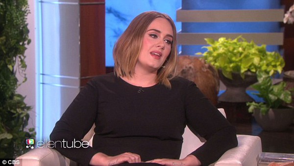 Adele khóc hết nước mắt vì gặp sự cố tại Grammy Adele hoang mang vì gặp sự cố kĩ thuật.
