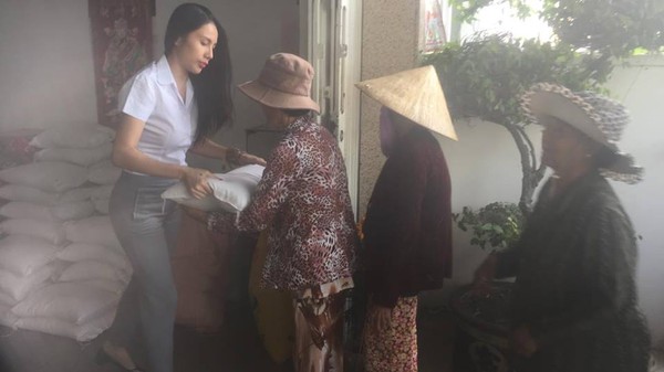 thủy tiên - công vinh thủy tiên - công vinh
