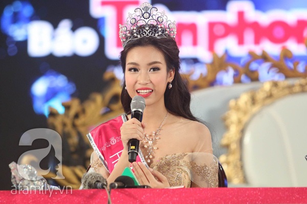 Họp báo Hoa hậu Việt Nam 2016