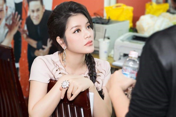 l&yacute; nh&atilde; kỳ